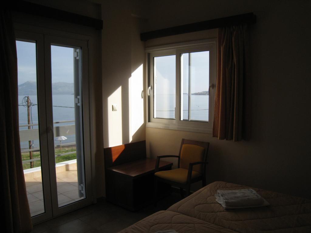 Alma Hotel กาเมนาวูร์ลา ห้อง รูปภาพ